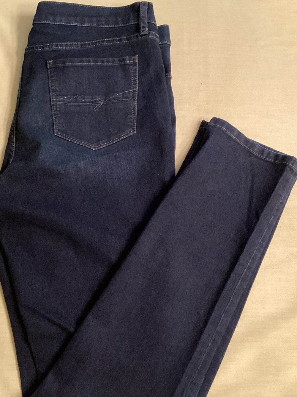 NY & Company Ladies SoHo Skinny Dark Wash Denim Jeans Size 14